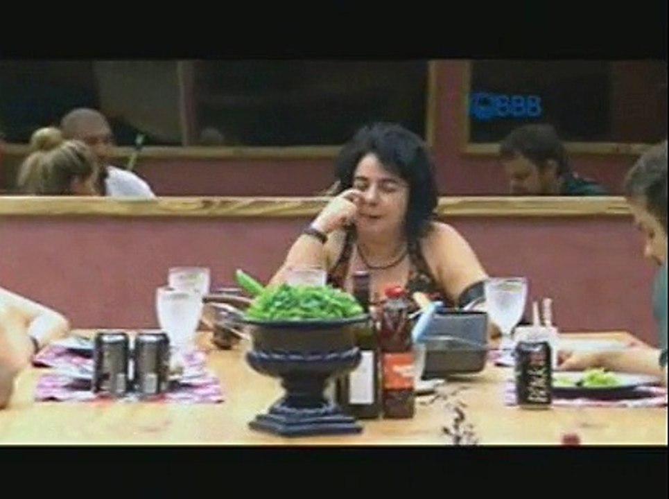 Pós Almoco: Aline, Fernando, Adrilles e Mariza na cozinha - 12.02.2015