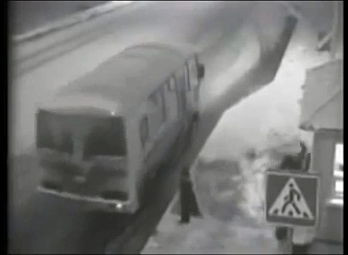 Barrier knocks out Man Fail