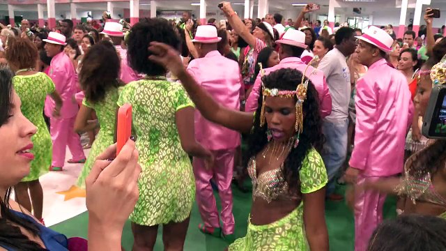 Derniers préparatifs du carnaval à Rio