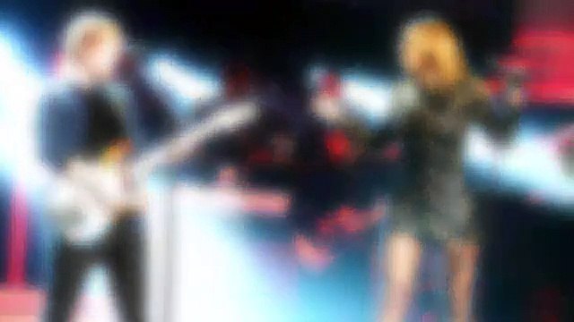 Beyonces Surprise Performance with Ed Sheeran at Stevie Wonder Grammy Tribute (Low)