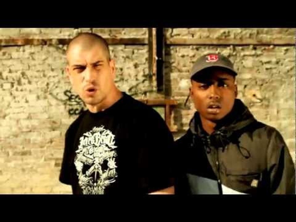 Saké & Guizmo - Viens m'voir - Clip Officiel + Paroles en description