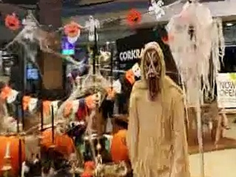 Shopping Center (Funny Treat Prank)(PagalWorlds.in)