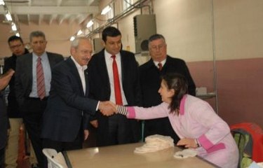 Kılıçdaroğlu Denizli'de İşçilerle Kahvaltı Yaptı