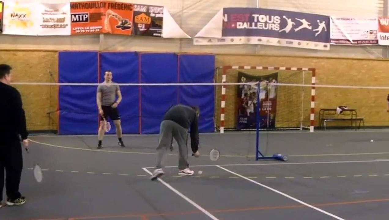 La section Badminton - Les Jeune's Bourmont