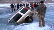 russian accident rescue car in ice