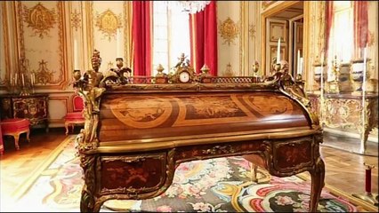 Extrait du documentaire d'Arte sur le suprenant mobilier du château de  Versailles - Vidéo Dailymotion