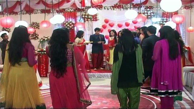 Shastri Sisters: Watch Anushka engagement with Veer