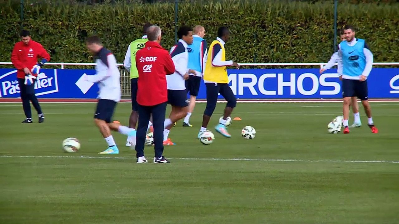 Frankreich verlängert mit Deschamps