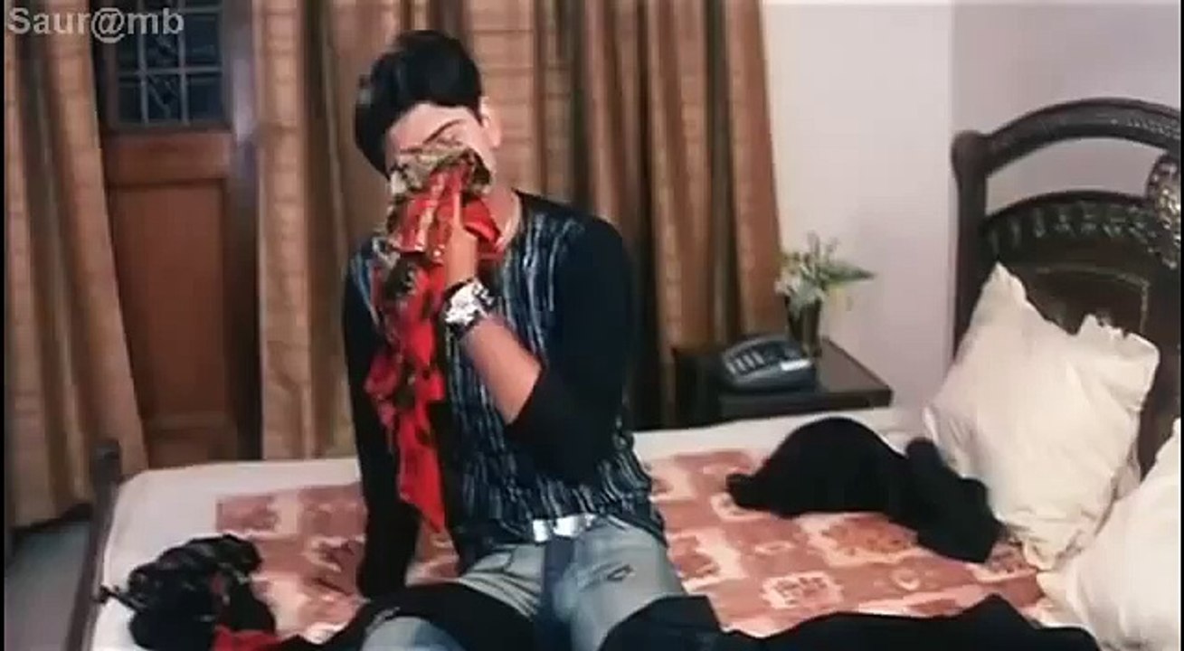 Monalisa_Hot_bed_scene