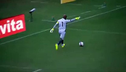 Quality! Manuel Neuer LIKES this! Botafogo Oficial goalkeeper Jefferson nutm