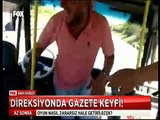 İstanbul Trafiğinde hem gazete okuyup hemde araba kullanabilen yetenekli şoför