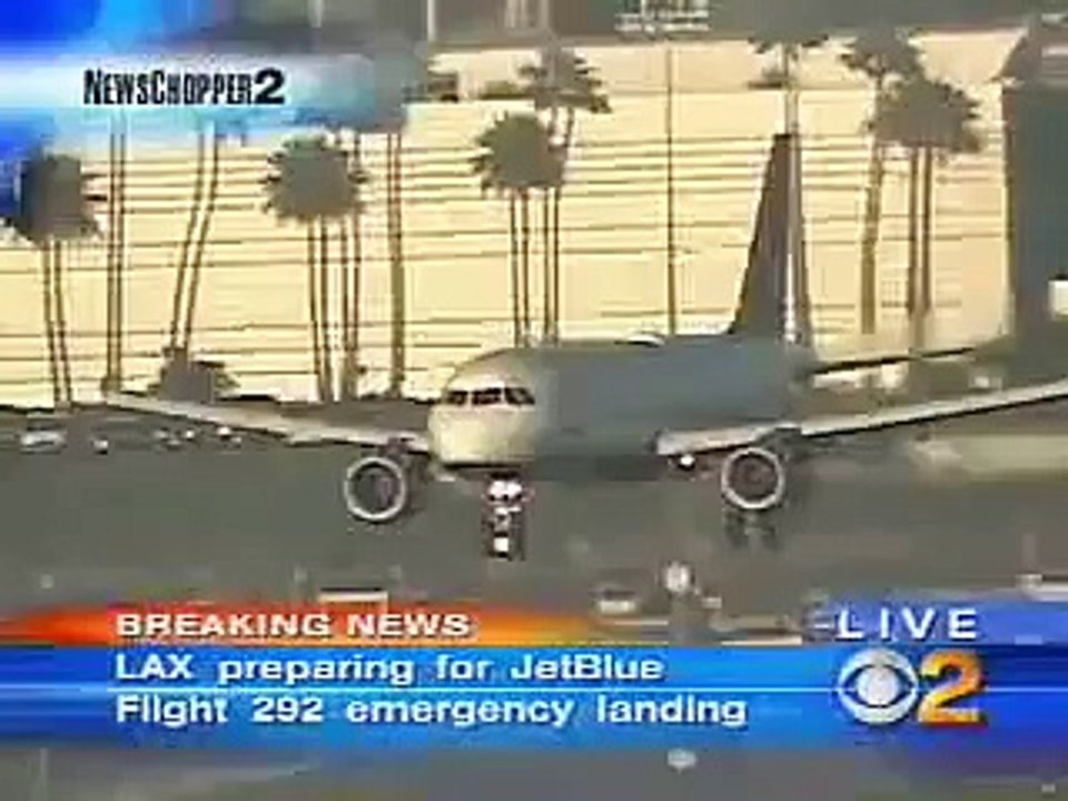 Amazing Plane Landing with Failed Landing Gear