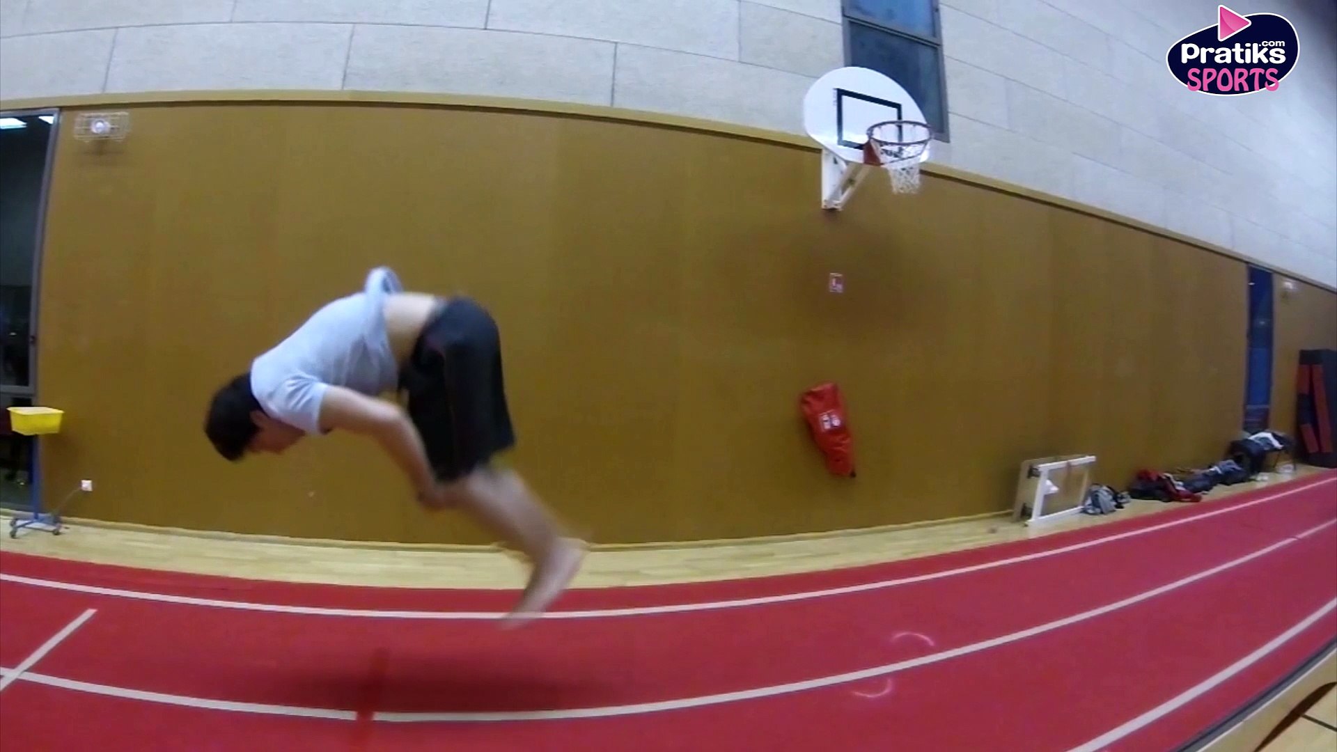 Comment Faire Un Salto Arriere Tumbing Video Dailymotion