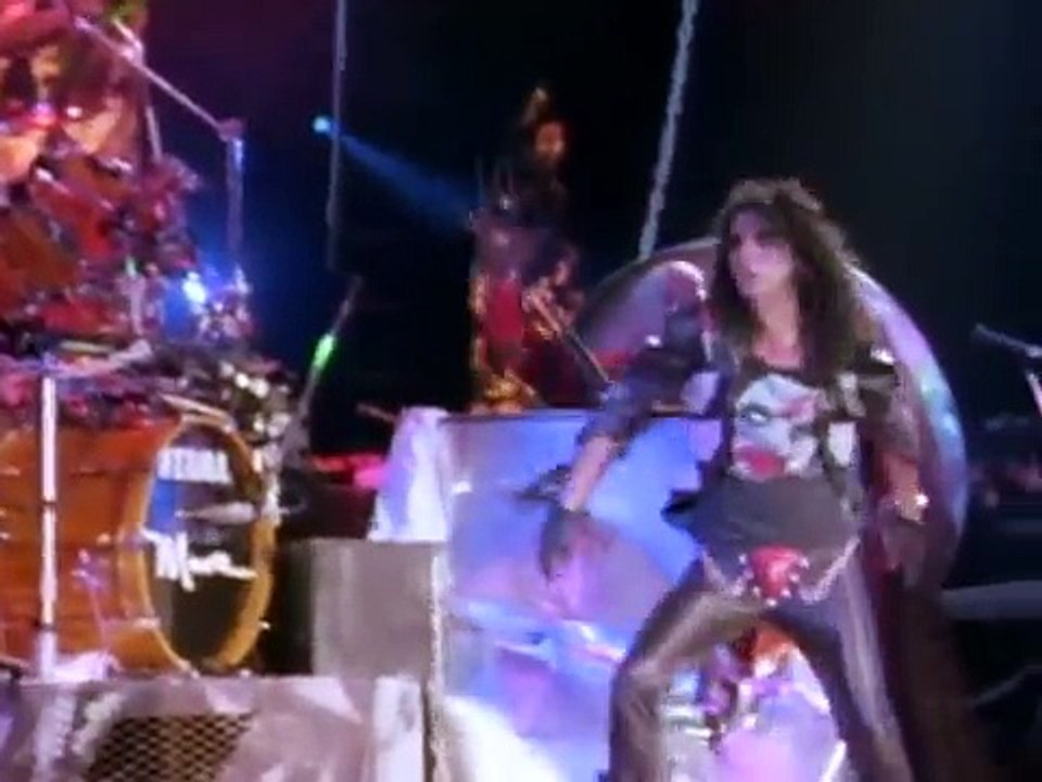 ALICE COOPER: Trashes The World - Welcome to My Nightmare