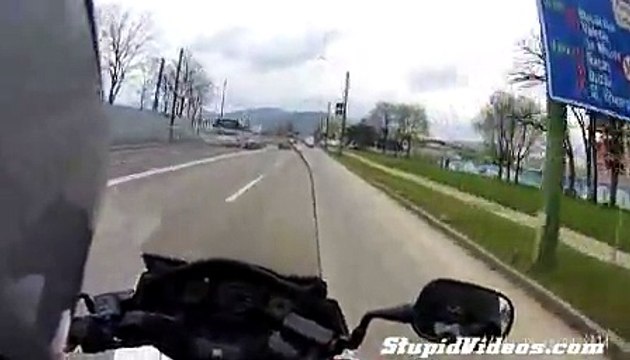 Biker Helps Guy Catch Bus, Funny Videos