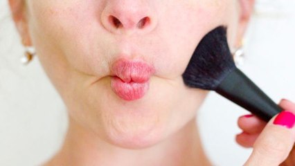 Allure Insiders - How To Contour Your Cheeks