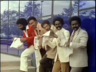 The Whispers - Keep On Lovin' Me