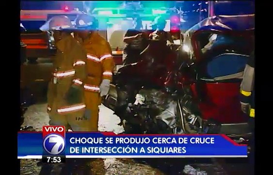 Aparatoso accidente deja 6 personas heridas y un fallecido