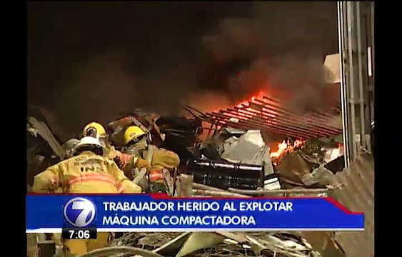 Bomberos atienden incendio en bodega de Cristo Rey que deja una persona herida