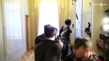 Deux députés ukrainiens se bagarrent dans les couloirs du parlement