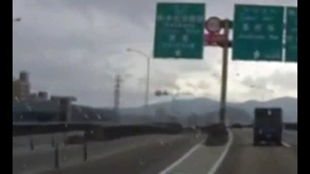 TransAsia GE235 Crash | Raw Footage of Plane Ditching Into River In Taiwan | Blue Feather Pictures