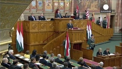 مشکل بازپرداخت وامهای مسکن با ارز خارجی در مجارستان و واکنش مجلس این کشور