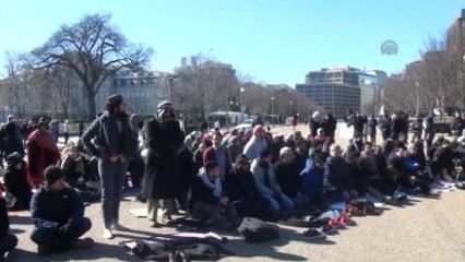 Beyaz Saray Önünde Cuma Namazı Kıldılar