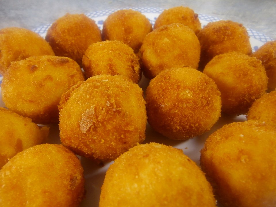 how to make fried POTATO BALLS - easy cooking r...