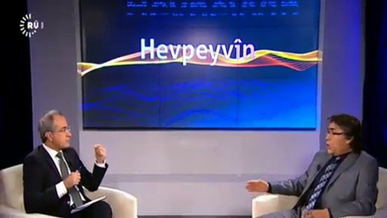 Serokê PAKê Mistefa Ozçelik di bernameya Hevpeyivîn a Rûdaw tvyê de partiya xwe~PAKê, xebat û armancên wê dide nasandin..13ê 2ya 2015an.