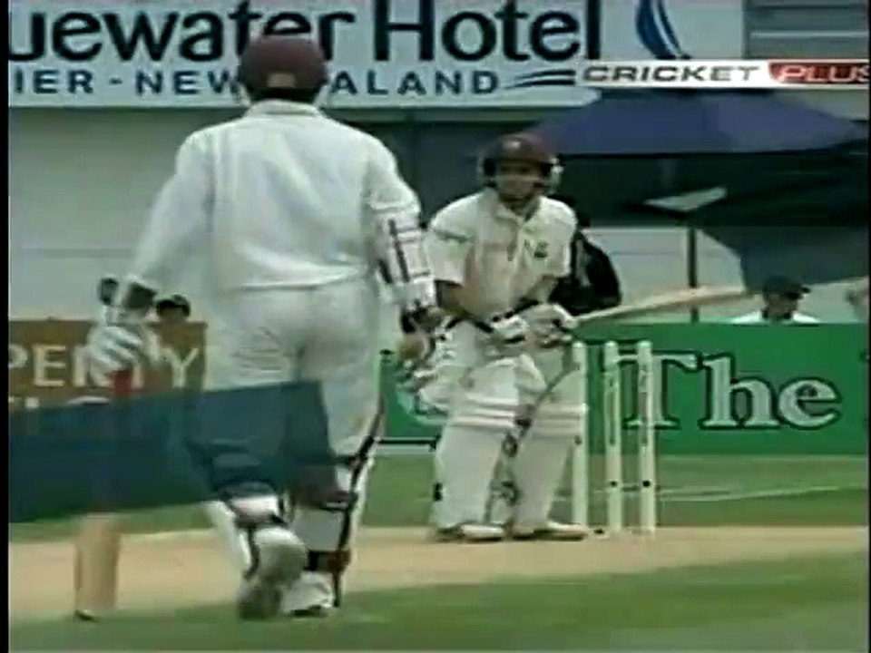 Brendan NASH, 4,4,4,4,4,4,4,4, 8 Glorious, Beautiful Cricket Shots vs New Zealand