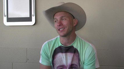 'Cowboy' hopes Khabib Nurmagomedov comes to fight