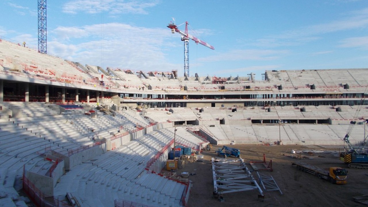 Grand Stade de Lyon : J-300