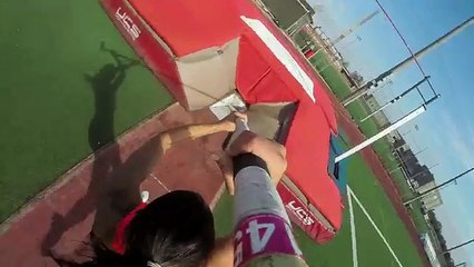 Allison Stokke fait du saut à la perche avec des caméras GoPro