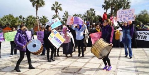 Kadına Şiddete 'Dur' Demek İçin Dans Ettiler