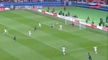 Zlatan Ibrahimovic Yine Jeneriklere Girecek Gole İmza Attı