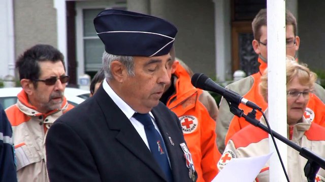 Inauguration monument plc. du Gén. de Gaulle - Gueugnon