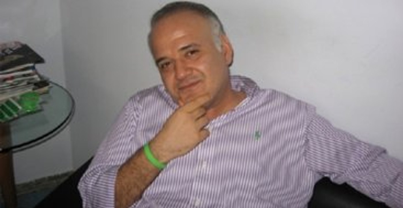 Ahmet Çakar: Yok Mu Mersin Cezaevi'nde 4 Tane Delikanlı?