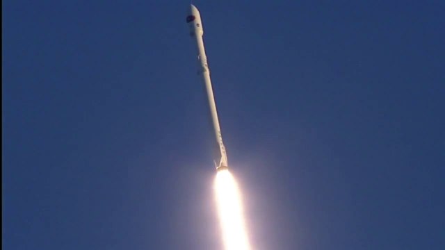 [Falcon 9] Launch Replays of SpaceX Falcon 9 with DSCOVR Spacecraft