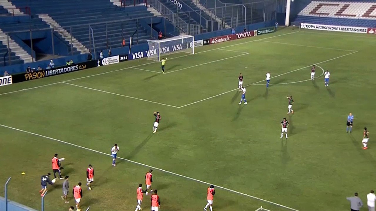 Tear gas interupts Copa Libertadores game