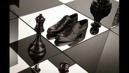 Louis Vuitton Presents Damier Signature (720p)