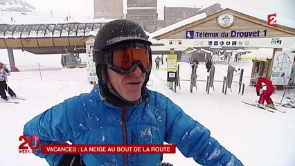 Des skieurs profitent du premier jour de vacances