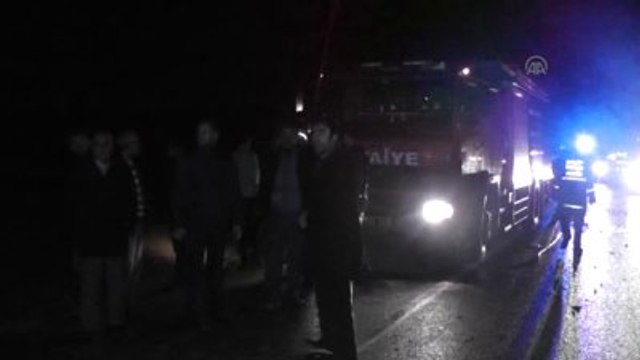 Tır ile Otomobilin Çarpışması Sonucu 4 Kişi Öldü