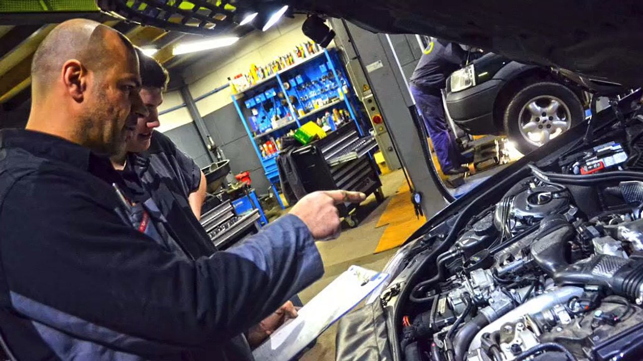 Autogarage - Oss De Garage