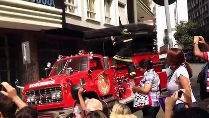 زوج يمسك بزوجته مع عشيقها -انظر ماذا فعل عشيقها-مش هتفصل ضحك