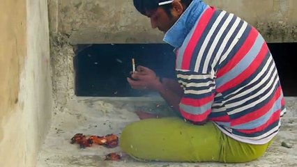 Drug addict caught on camera, singing chars sohni lagdi