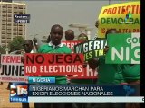 Nigerianos marchan para exigir elecciones nacionales