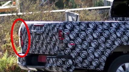 คาดว่าเป็น โตโยต้า ไฮลักซ์ วีโก้ 2015 (All New Toyota Hilux Vigo 2015).mp4
