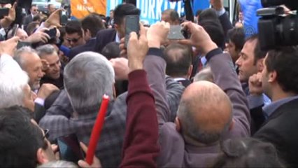 Davutoğlu, Antalya Konyalılar Derneği'ni Ziyaret Etti