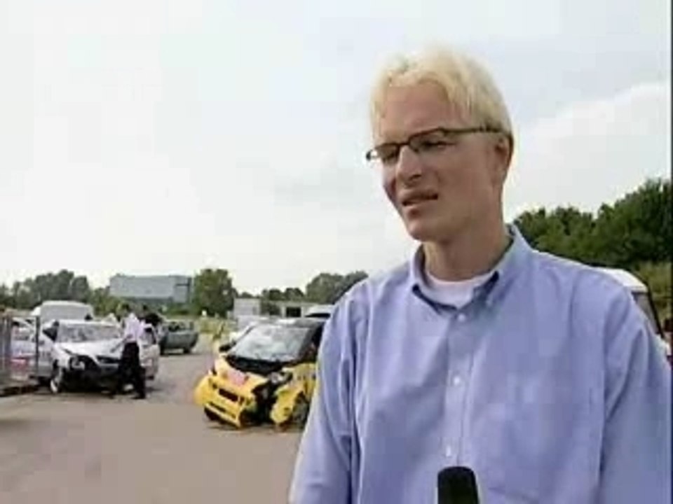 Crashtest - Smart contre Mercedes