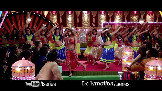 Fashion Khatam Mujhpe - Dolly Ki Doli Movie HD Song